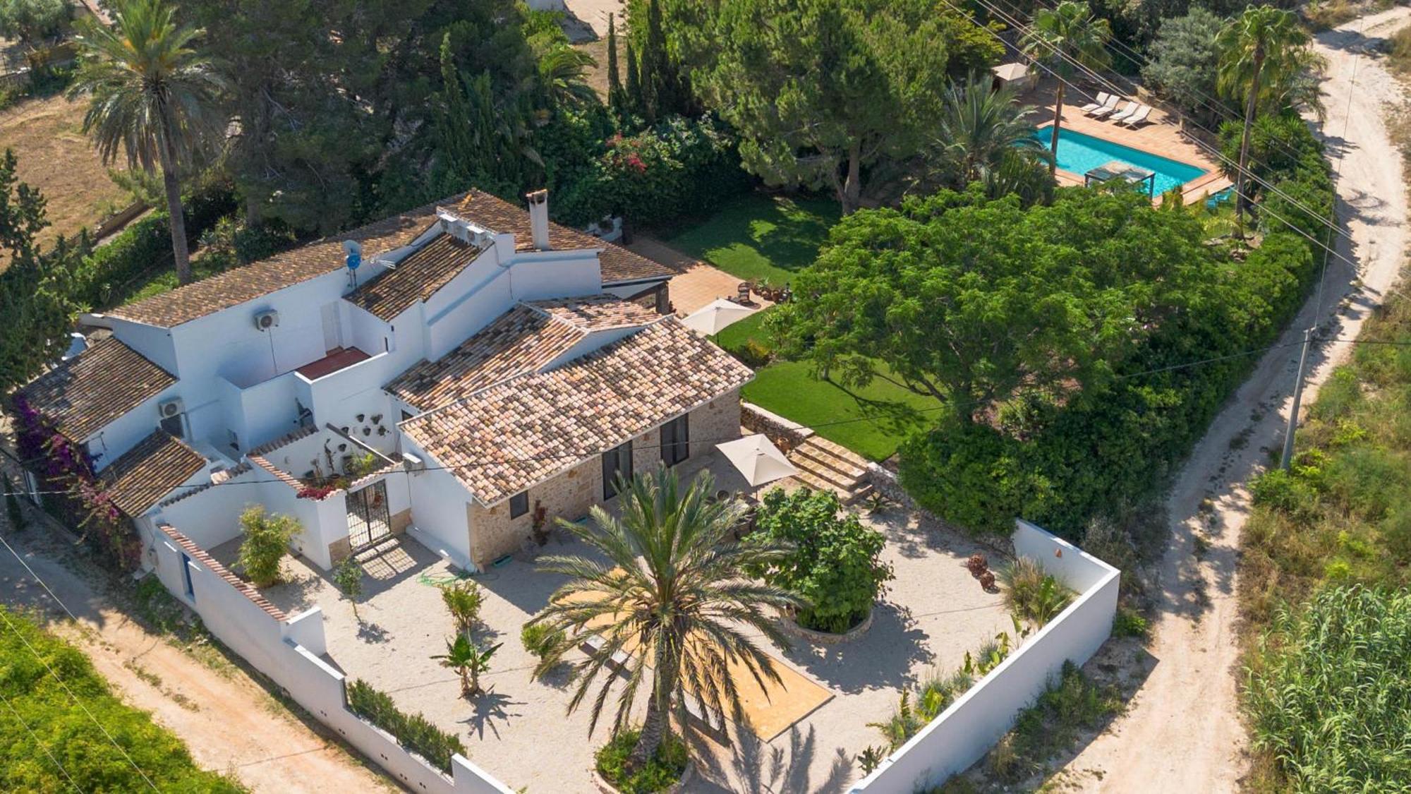 Xarabella Villa *